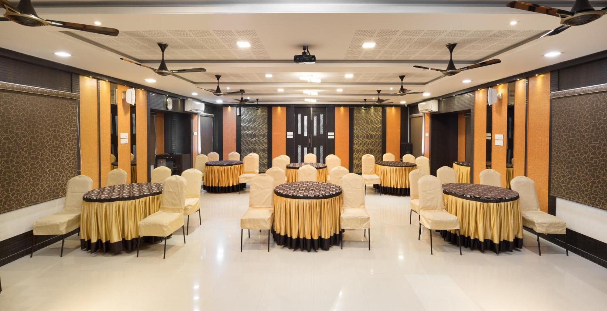 Ananyas Nest Hotell Coimbatore Eksteriør bilde